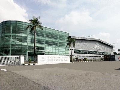 每年回收15万吨塑料，这家企业如何将废弃资源“变废为宝”制成塑料装饰材料